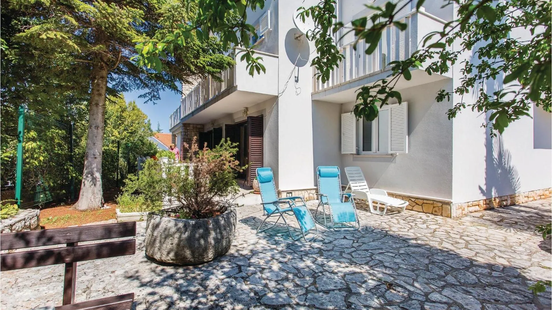 Awesome Home In Malinska With Wifi Holiday home