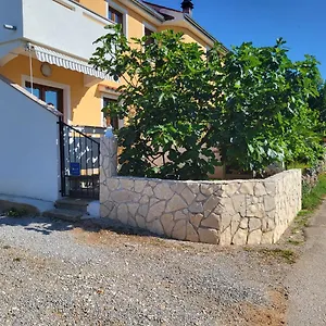 Luna Apartman
