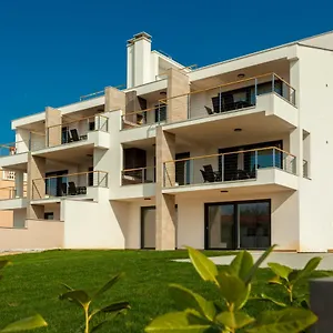 Kudec By El-pi Tours Apartman